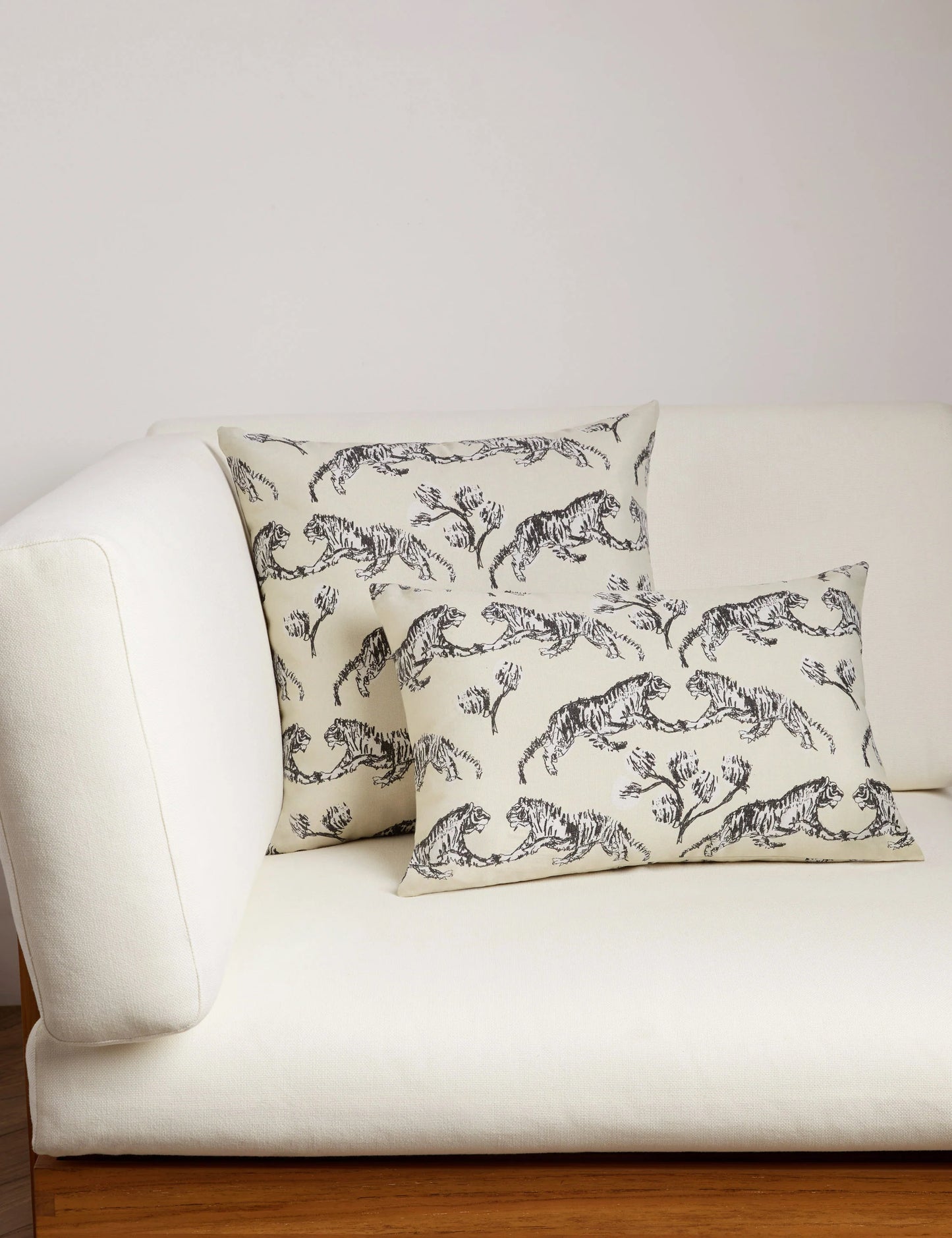 SULISMART - Tiger Indoor / Outdoor Pillow