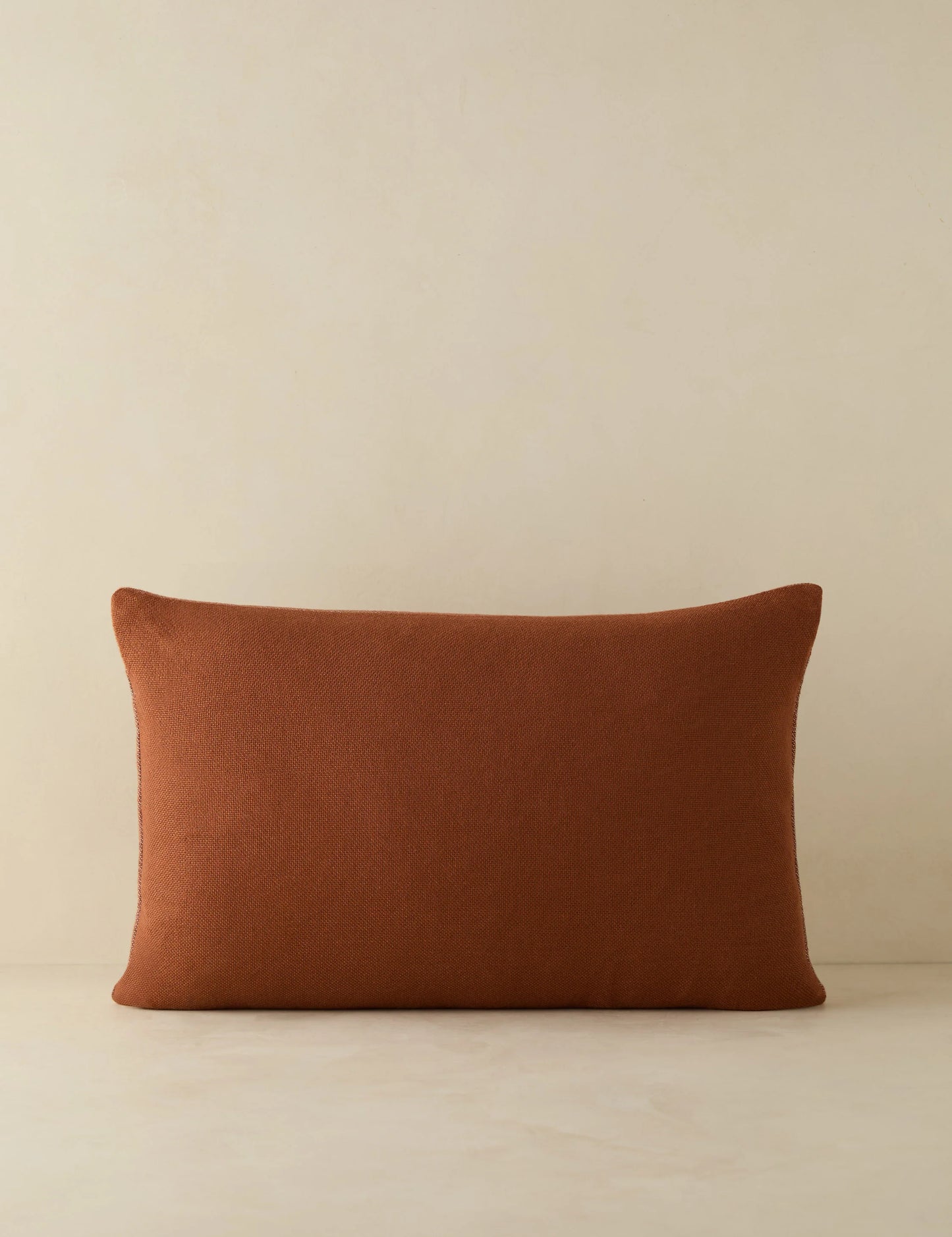SULISMART - Lovett Indoor / Outdoor Pillow